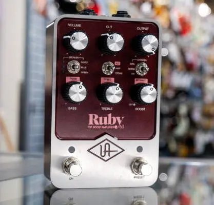 Universal Audio - UAFX Ruby '63 Top Boost Amplifier Pedal